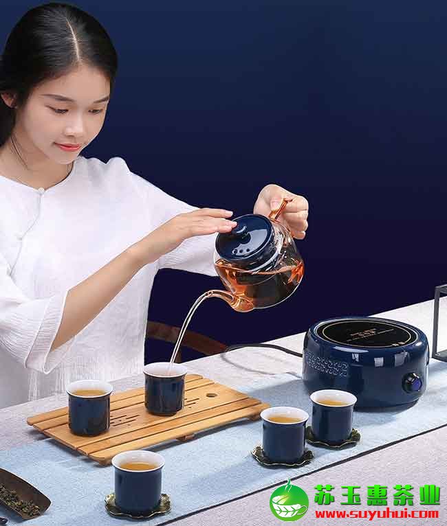 烏龍茶用什么茶具泡好 烏龍茶怎么沖泡才好喝呢？
